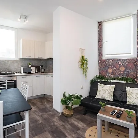 Boho Chic Calea Victoriei Apartment